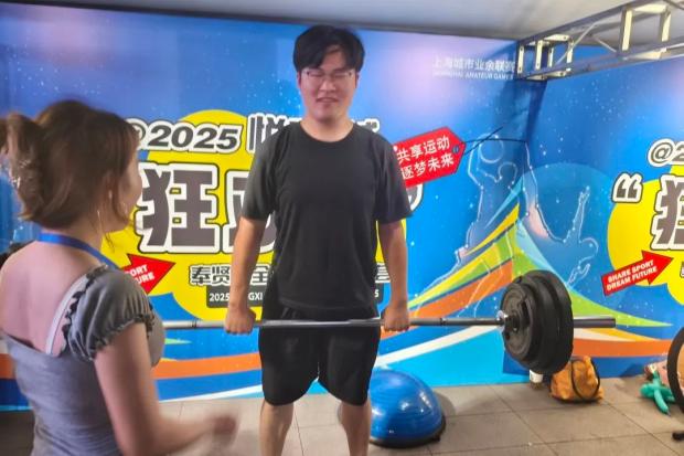 开云体育APP下载-关于GEN碾压KT，Jankos开启传奇时刻焦点之战2025世界赛，点燃全场激情的信息