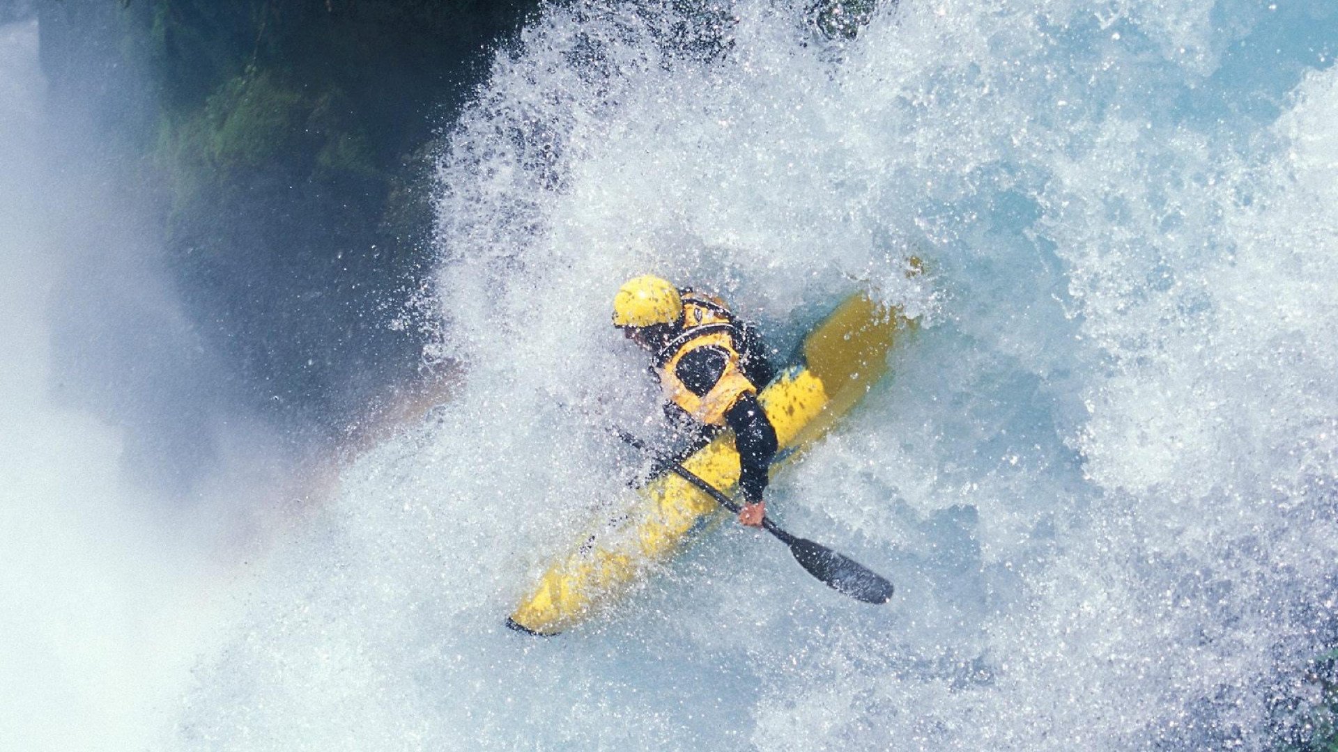 三分雨VS铁血大帝!勇士末节崩盘之谜,恩比德关键时刻连砍10分收割比赛