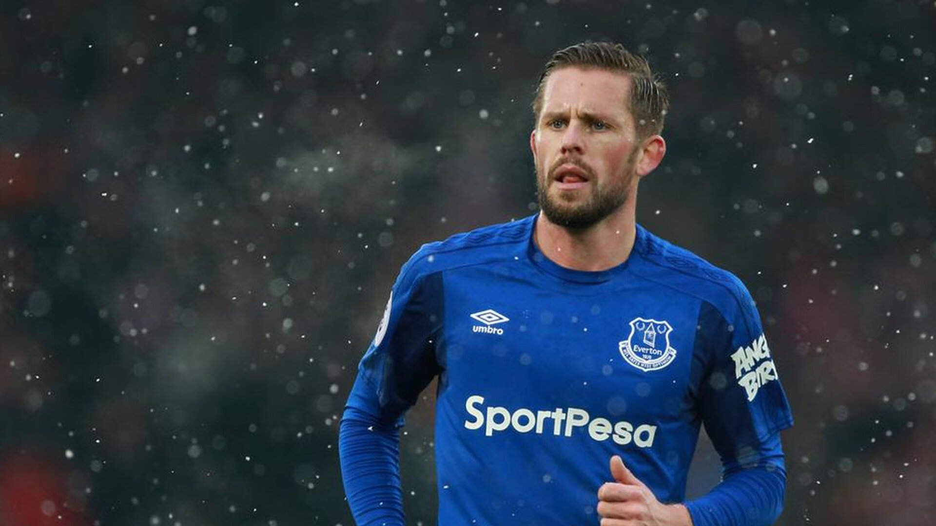 一脚踢碎南美童话，38岁的伊布，依然是那个不讲理的上帝